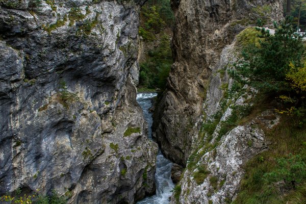 Où pratiquer la spéléologie dans les montagnes calcaires du karst slovène ?
